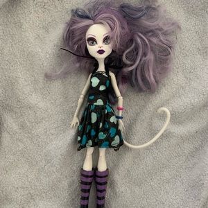 Caterine deMew monster high doll